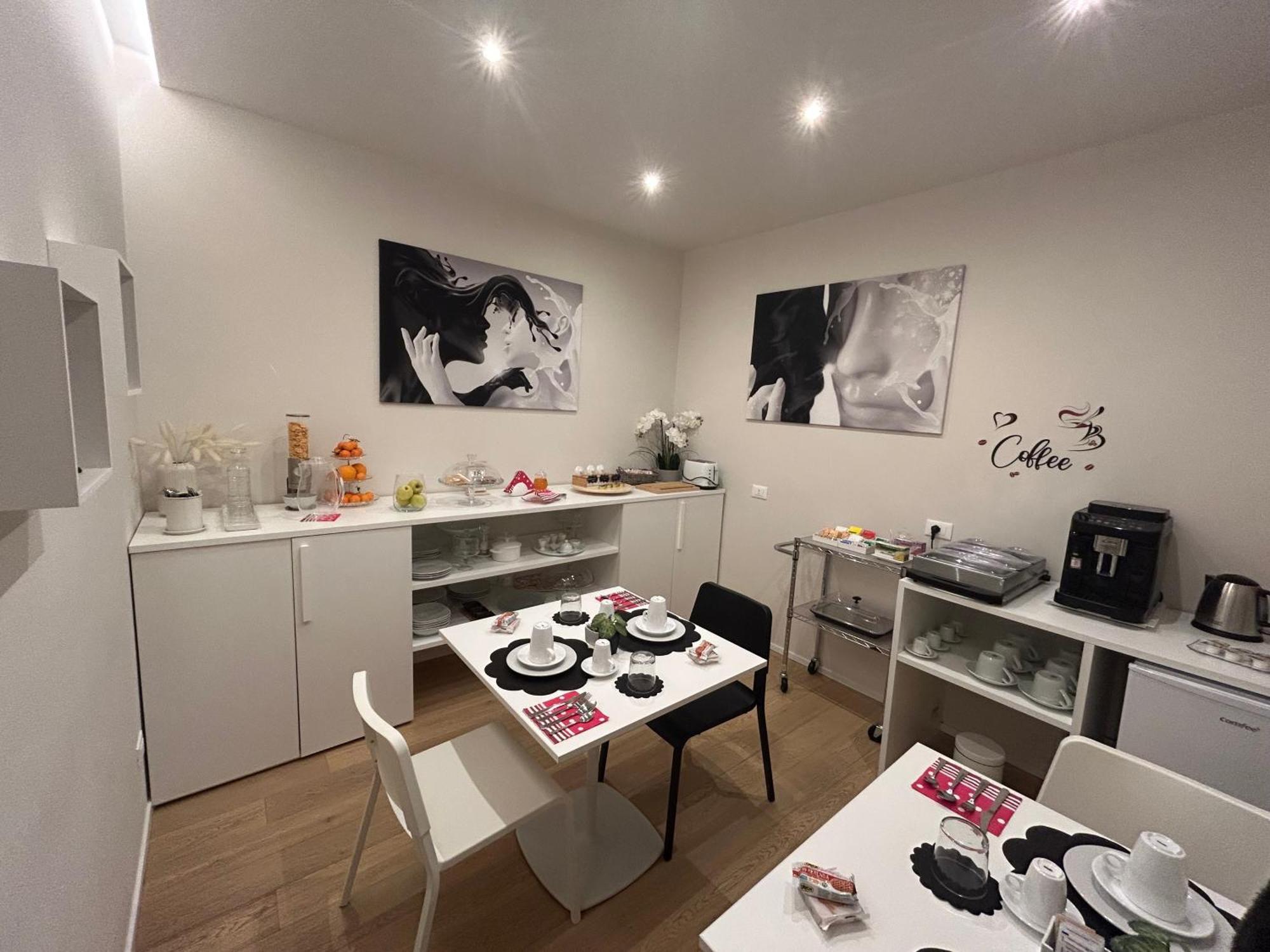 San Lorenzo Luxury Boutique Мантова Екстериор снимка